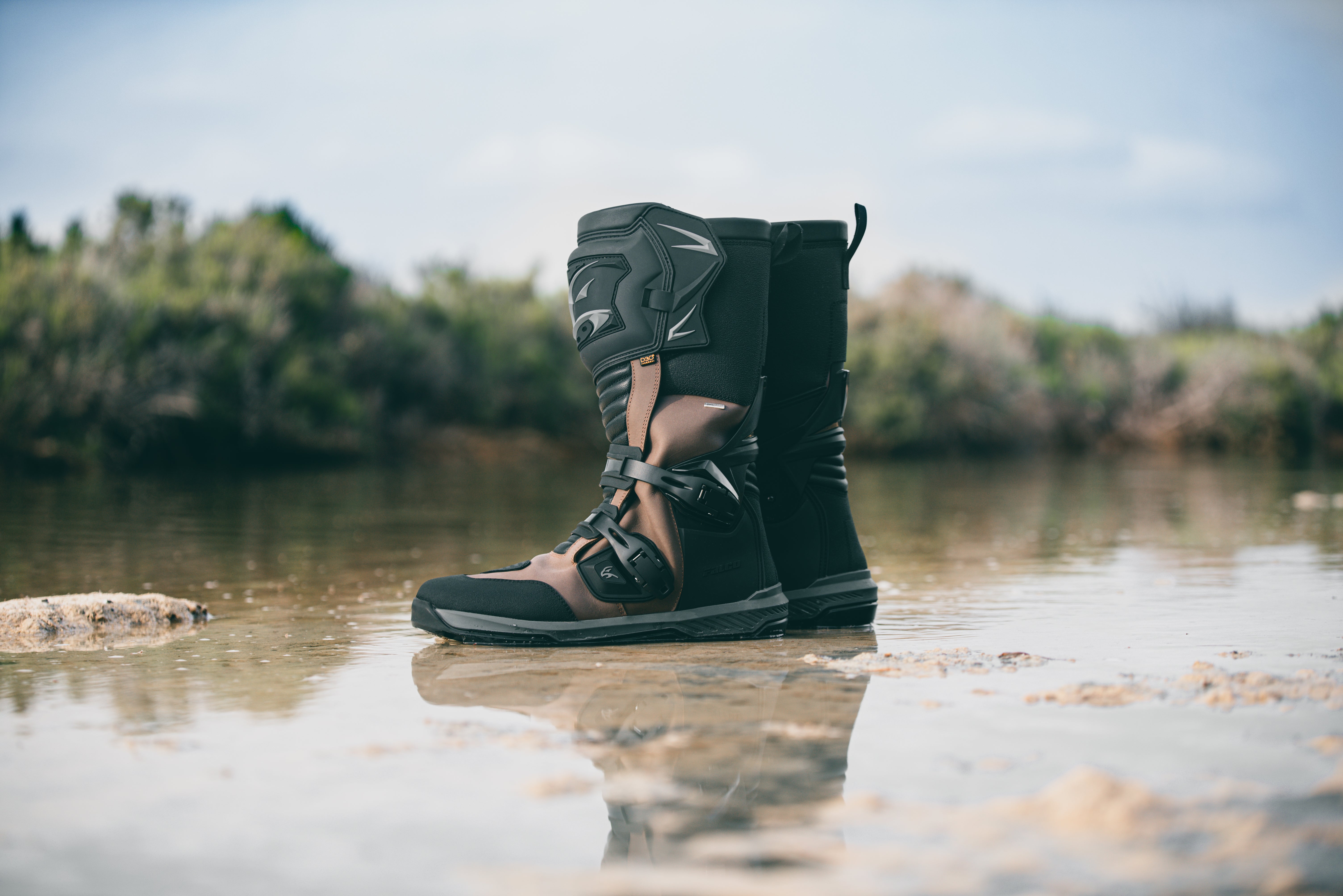 Falco Boots USA